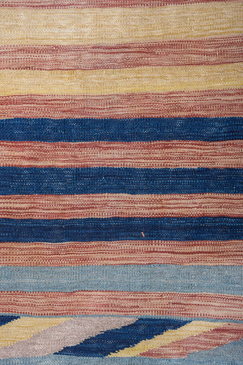 Vintage Kilim Area Rug (9' x 12')